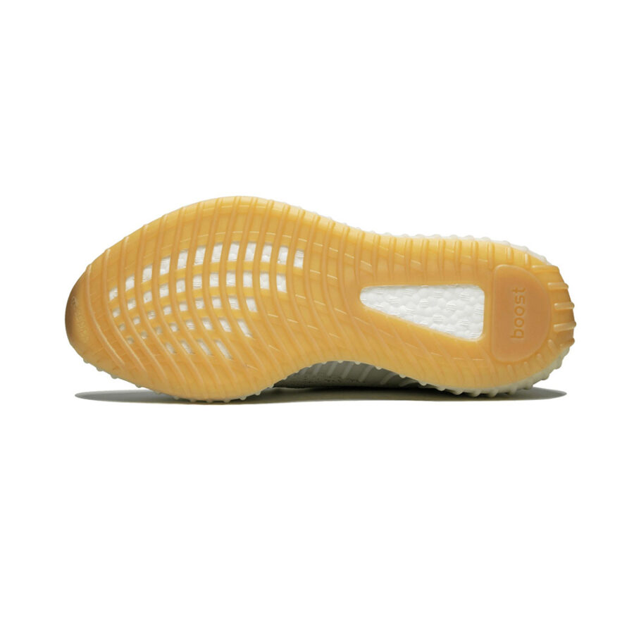 Vibrar traidor átomo Adidas Yeezy Boost 350 V2 Sesame - Level Shoes