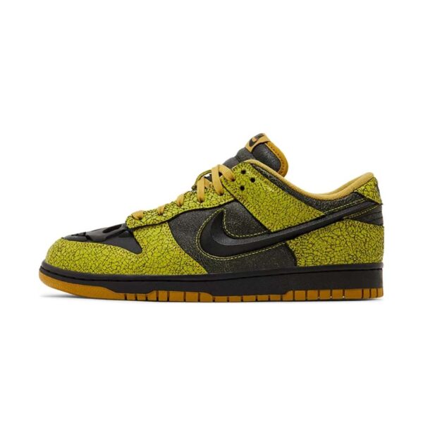 Nike Dunk Low Retro QS Halloween Skull